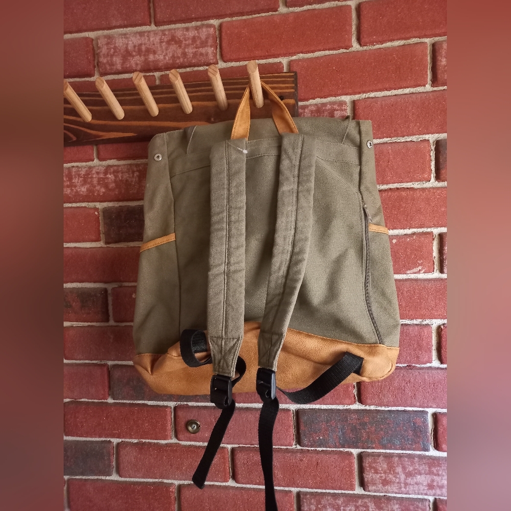 Dsw Backpack - image 2